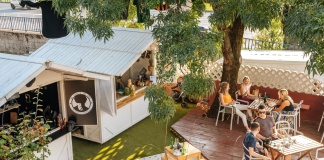 A most unusual garden ima mlađeg brata. Dobrodošli u Lemon Market
